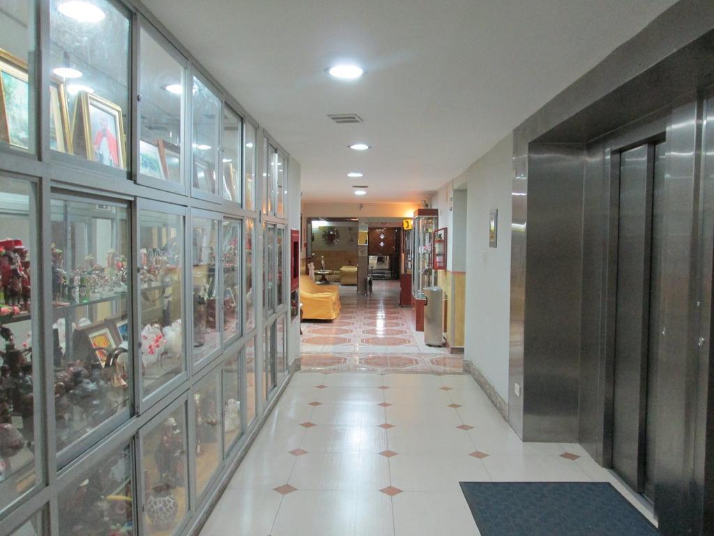Hotel Panamericano Lima Bagian luar foto