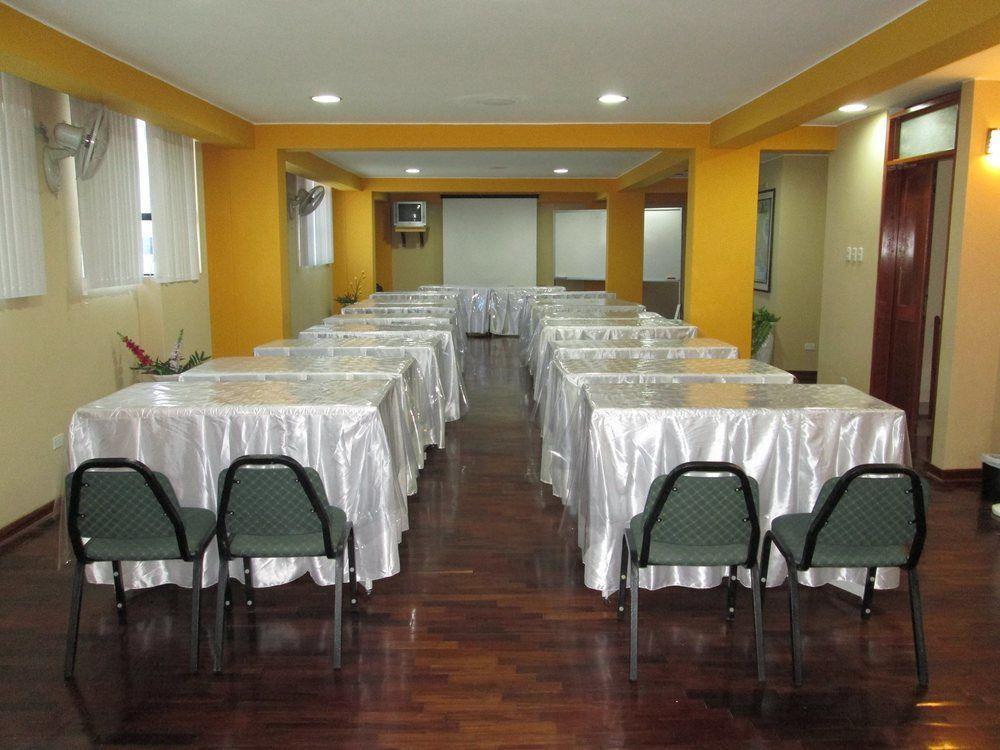 Hotel Panamericano Lima Bagian luar foto