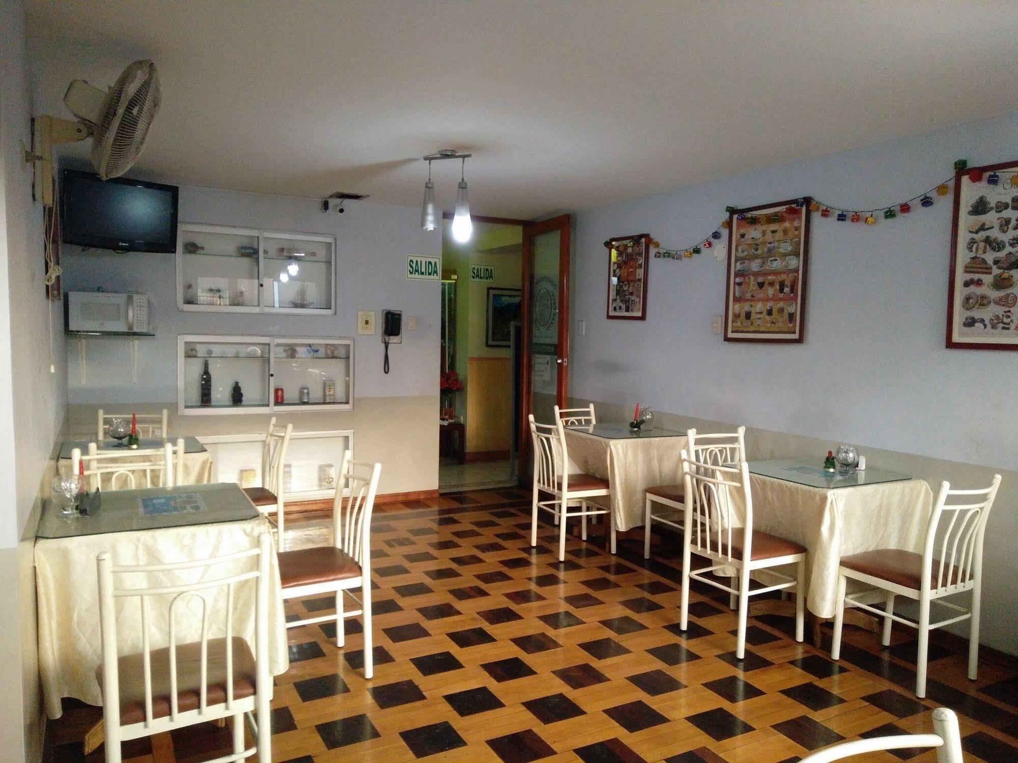 Hotel Panamericano Lima Bagian luar foto