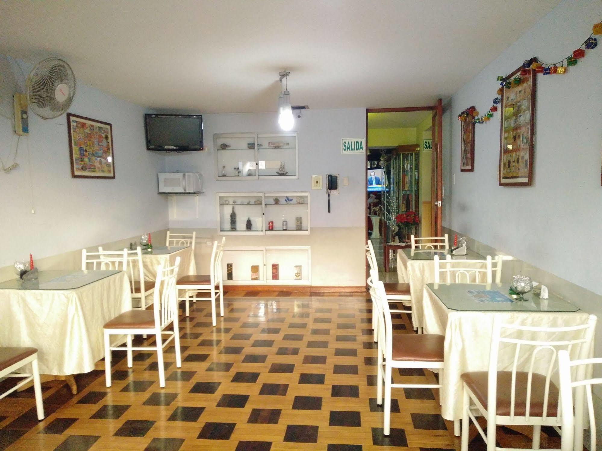 Hotel Panamericano Lima Bagian luar foto