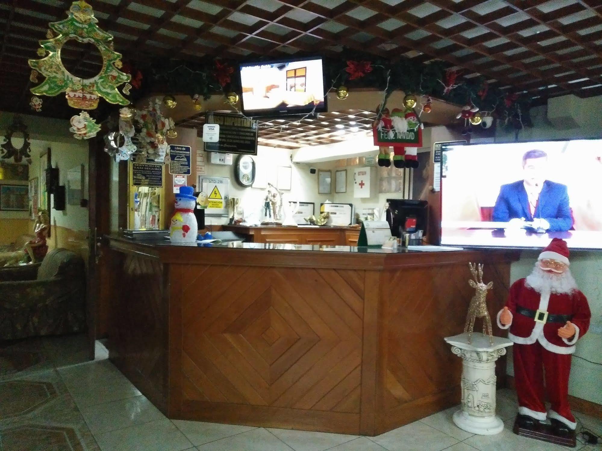 Hotel Panamericano Lima Bagian luar foto