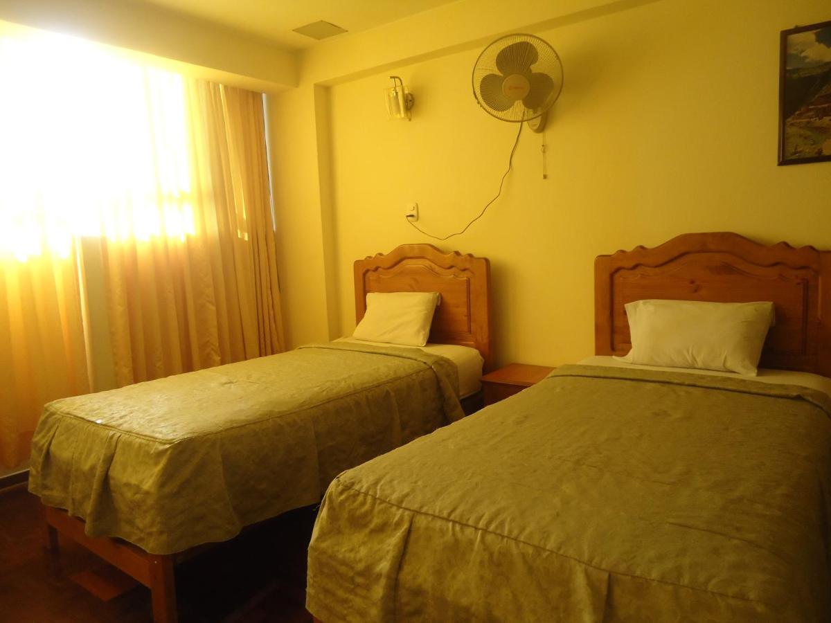Hotel Panamericano Lima Bagian luar foto